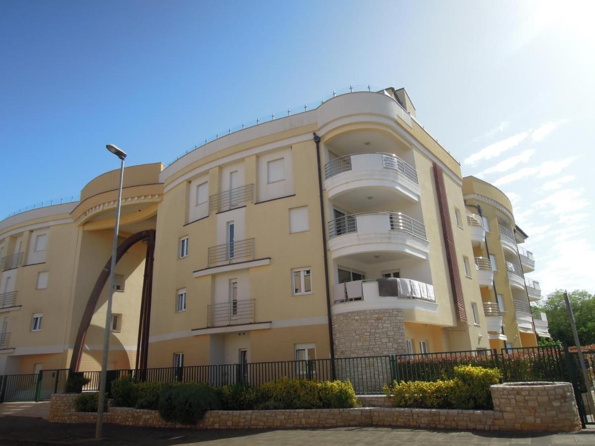 Stella Maris Appartement أوماغ المظهر الخارجي الصورة